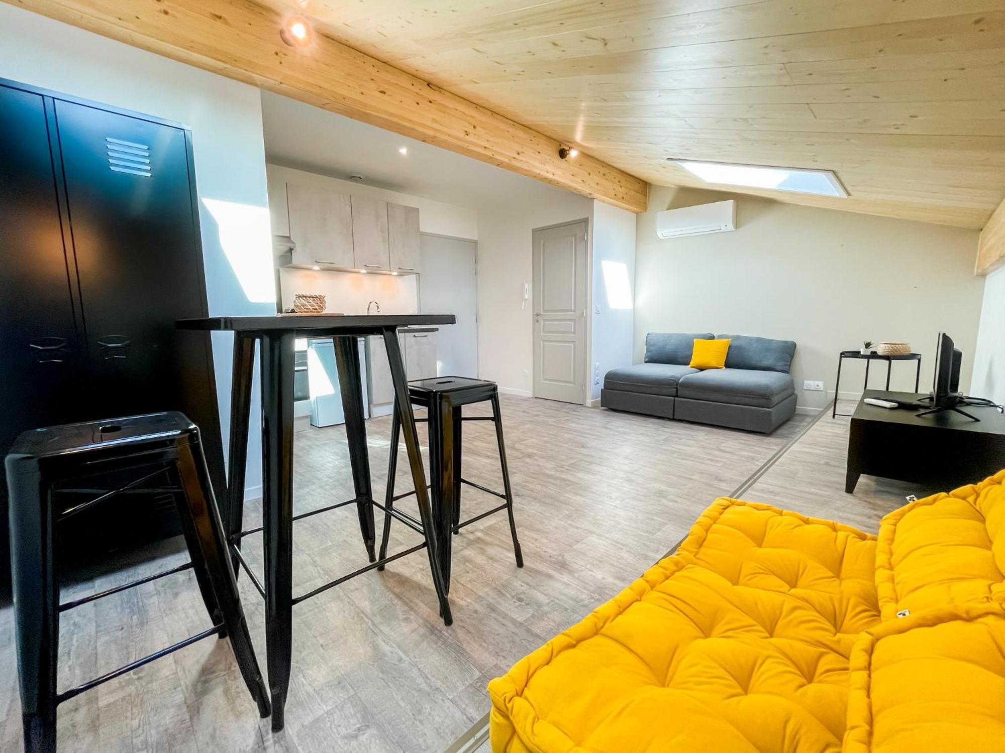 Studios Climatises En Centre Ville Bordeaux Zewnętrze zdjęcie