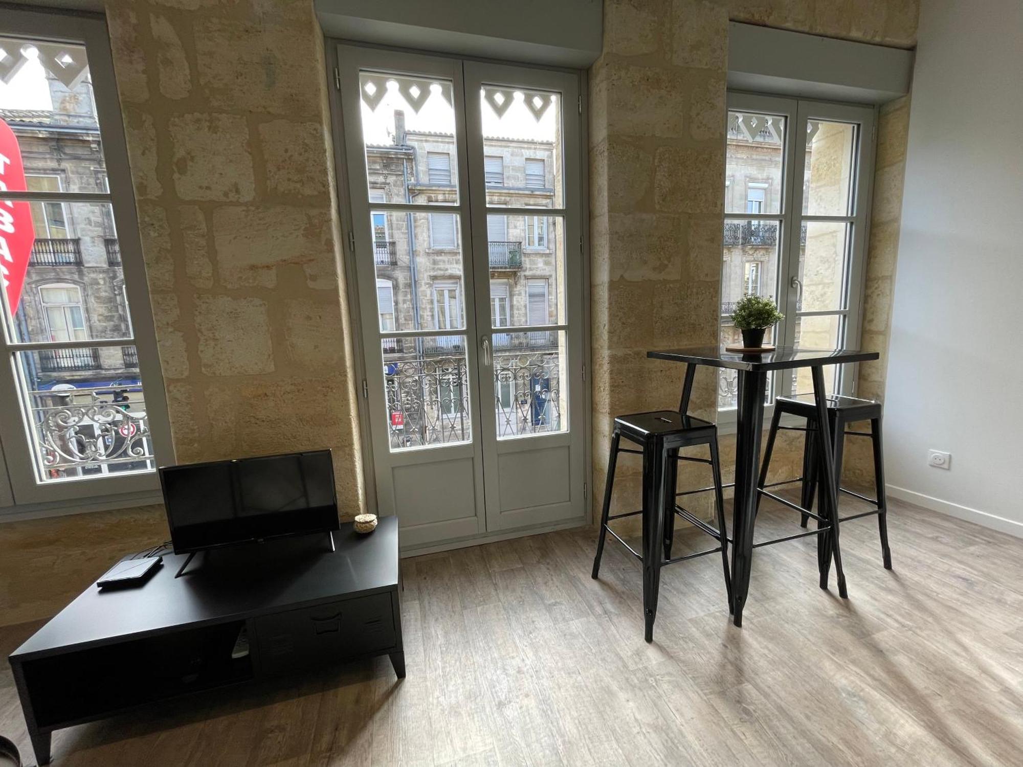 Studios Climatises En Centre Ville Bordeaux Zewnętrze zdjęcie