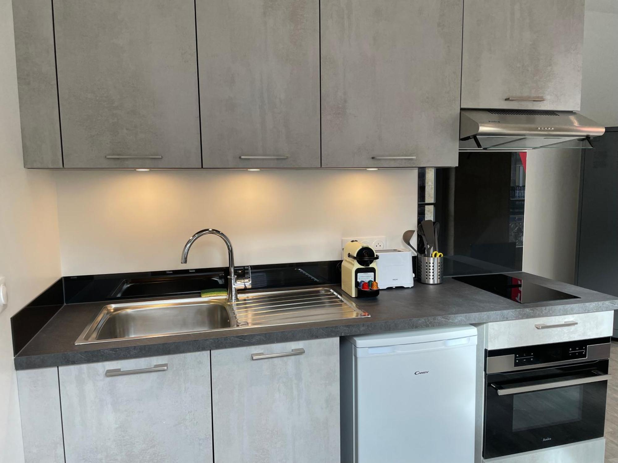 Studios Climatises En Centre Ville Bordeaux Zewnętrze zdjęcie